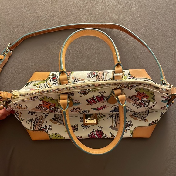 Disney Dooney & Bourke Disneyana Walt Disney Crossbody Satchel Bag RARE - Picture 6 of 8